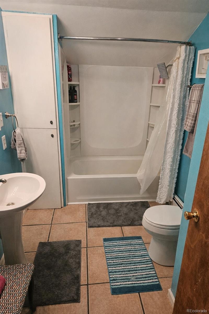 647 Denver Avenue De Beque CO 81630