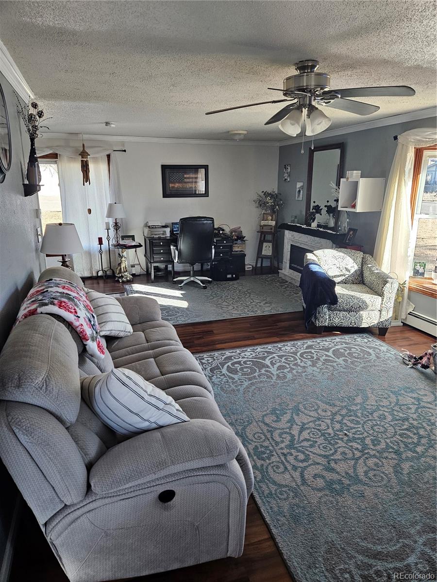 647 Denver Avenue De Beque CO 81630