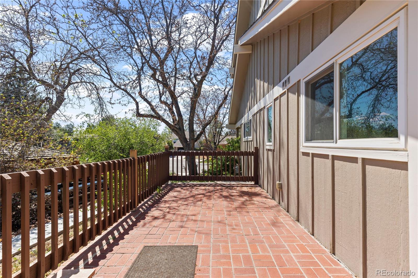 6450 S Magnolia Court Centennial CO 80111