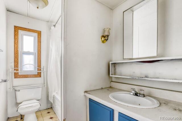 1215 Macintyre Court Dacono CO 80514