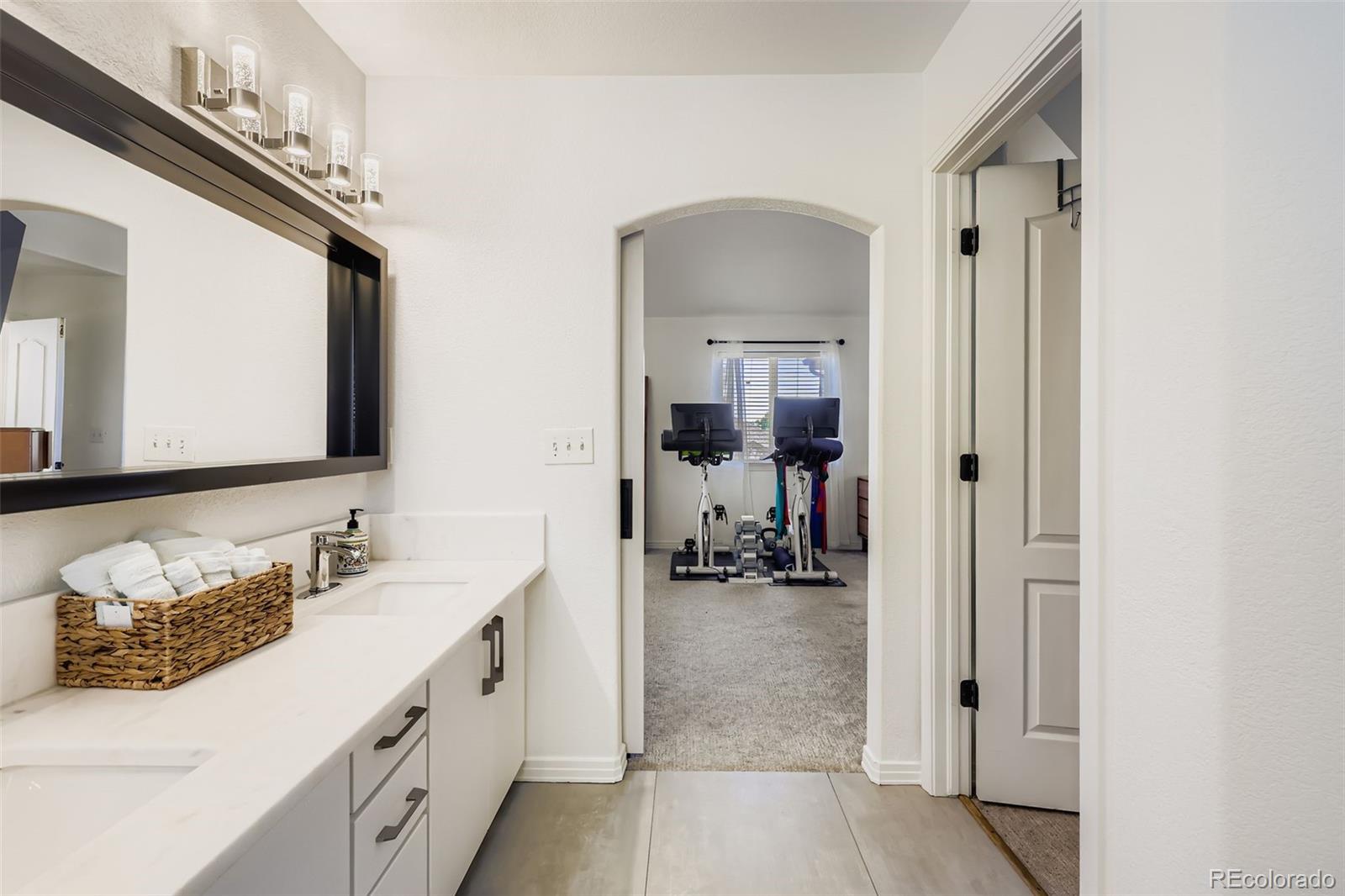 8407 S Parfet Court Littleton CO 80127