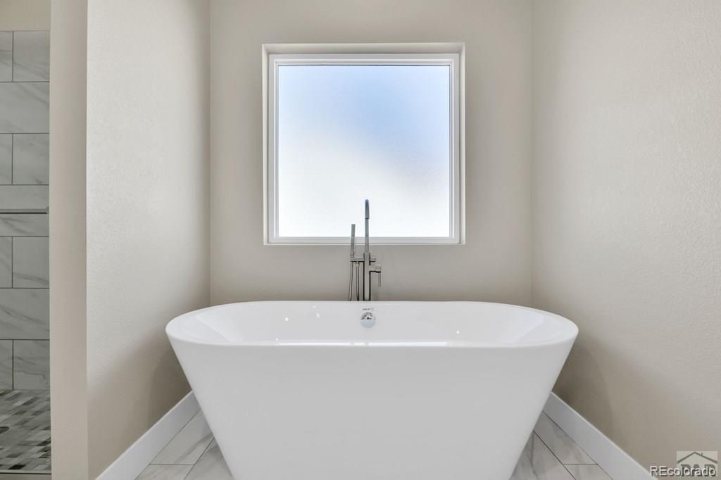 866 E Snyder Drive Pueblo CO 81007