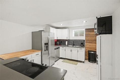 14894 E Warren Avenue Aurora CO 80014