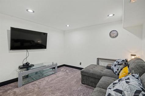 14894 E Warren Avenue Aurora CO 80014