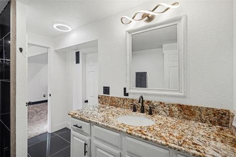 14894 E Warren Avenue Aurora CO 80014