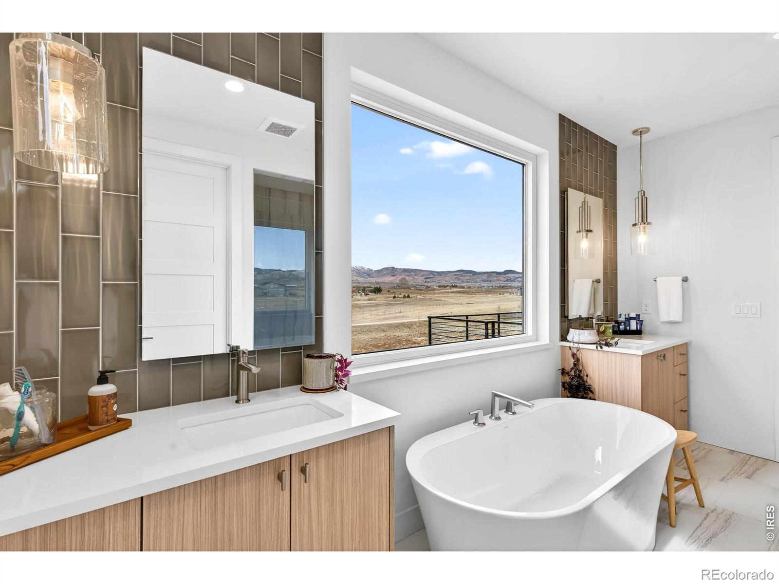 5613 Four Leaf Drive Longmont CO 80503