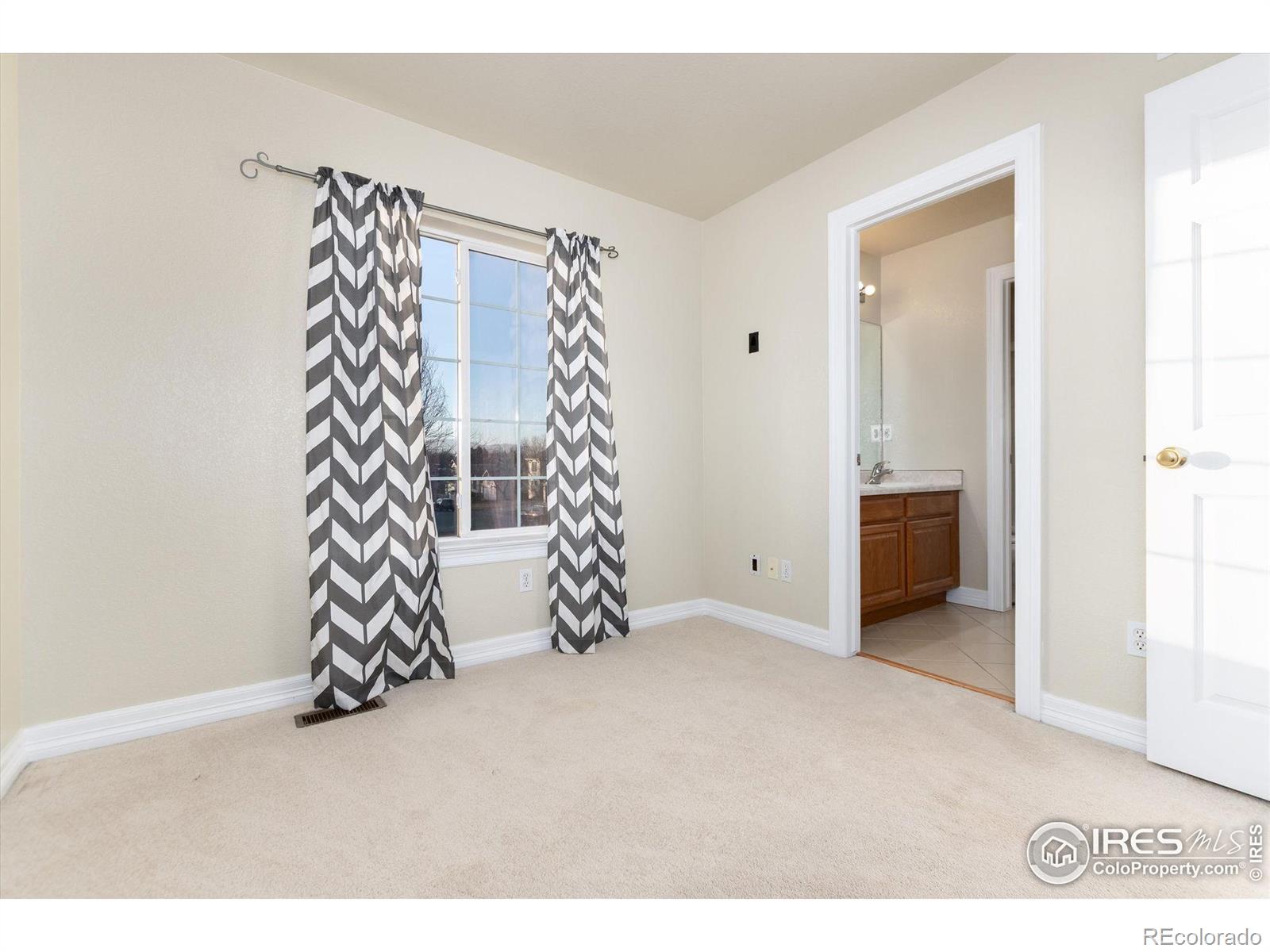 907 Sanctuary Circle Longmont CO 80504