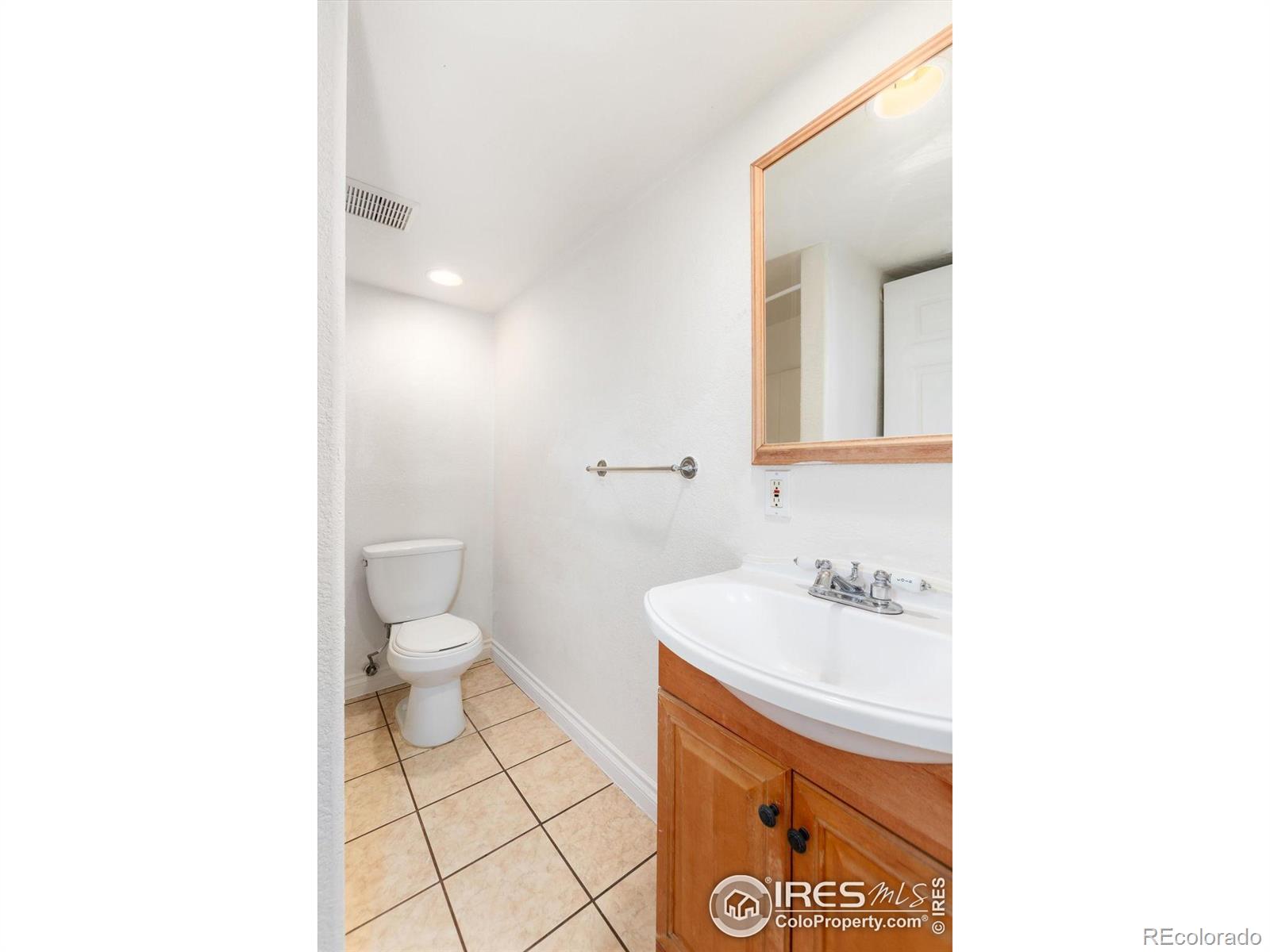 907 Sanctuary Circle Longmont CO 80504