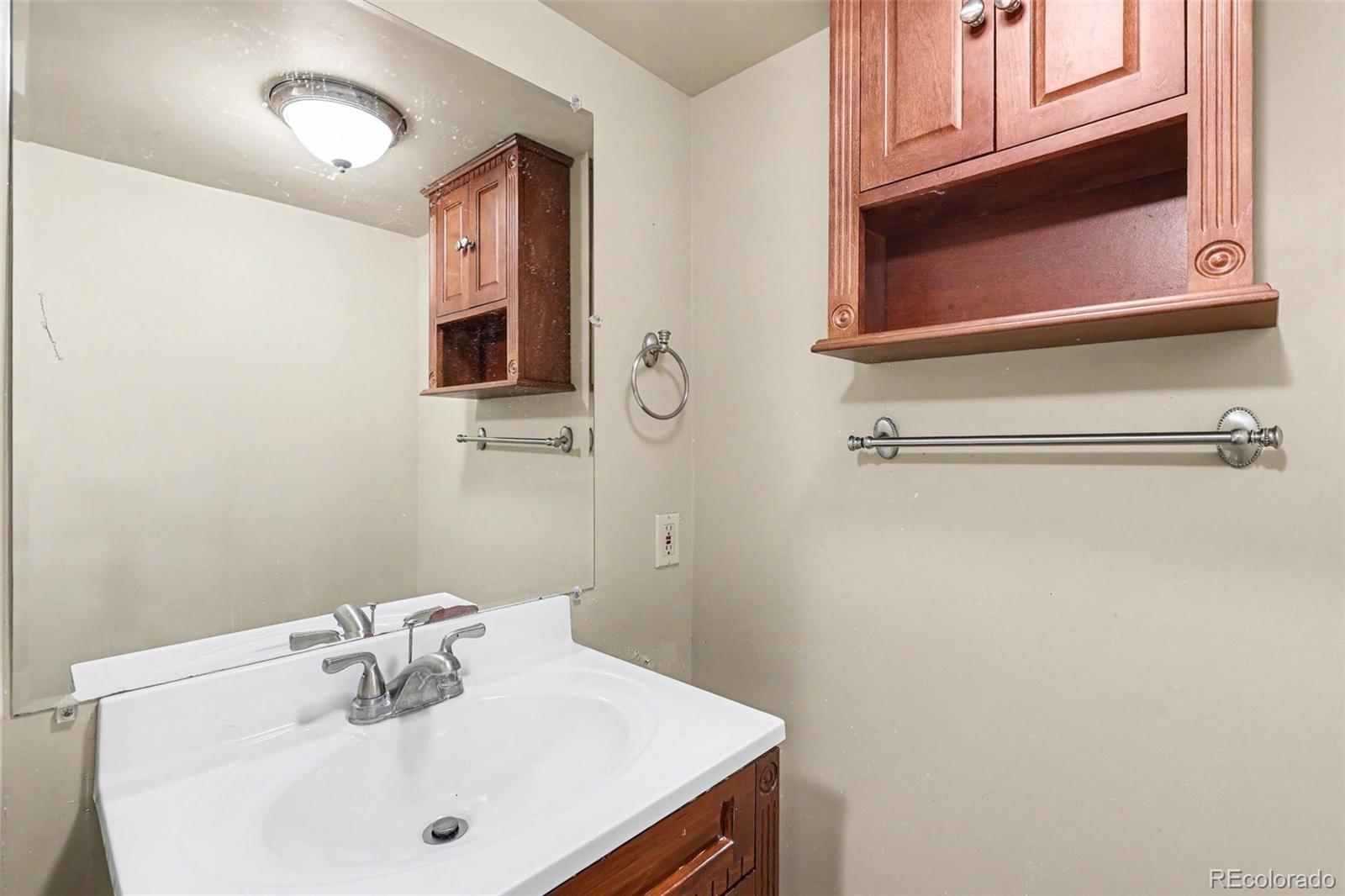 958 S Jasmine Street Denver CO 80224