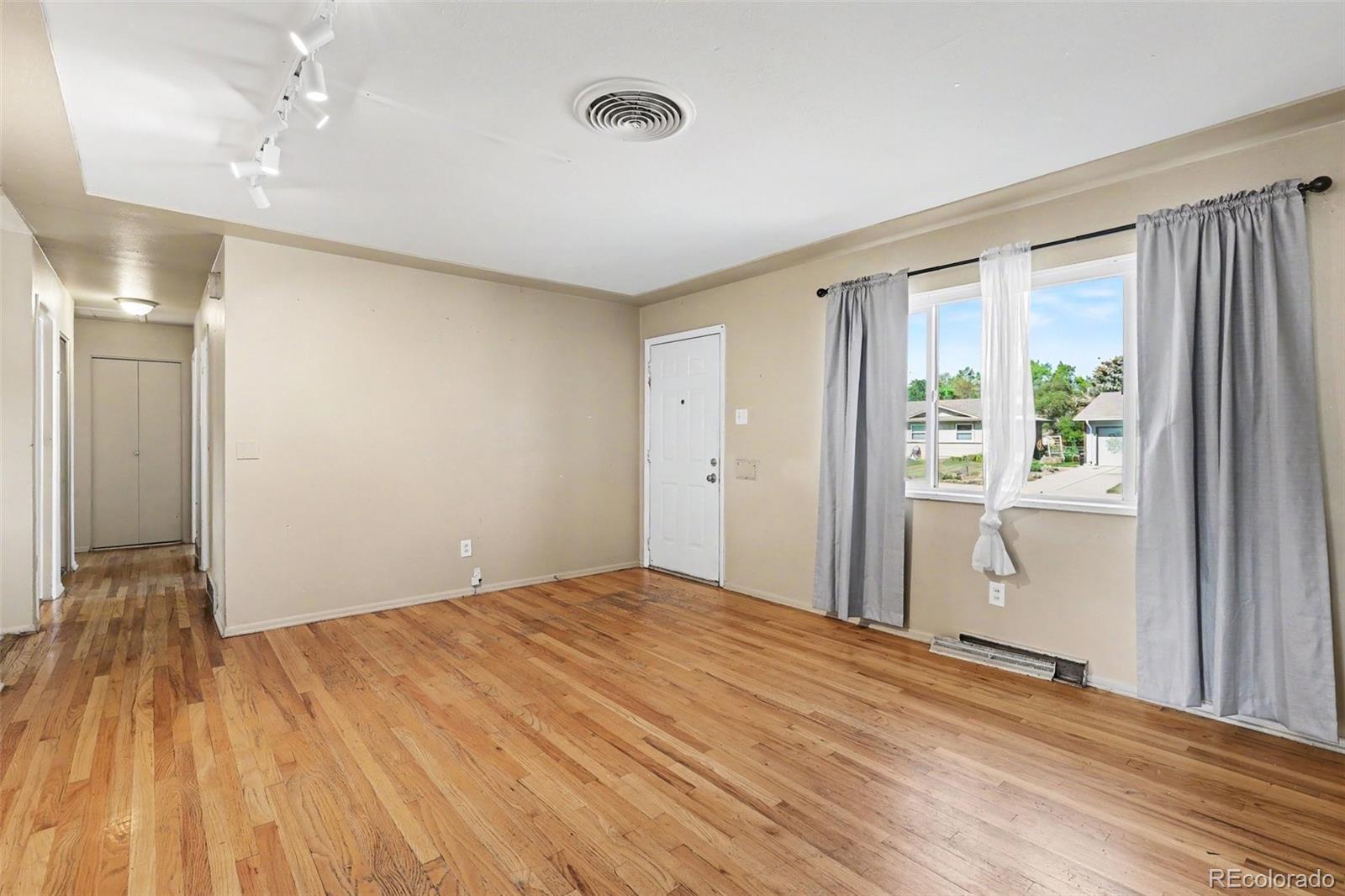 958 S Jasmine Street Denver CO 80224