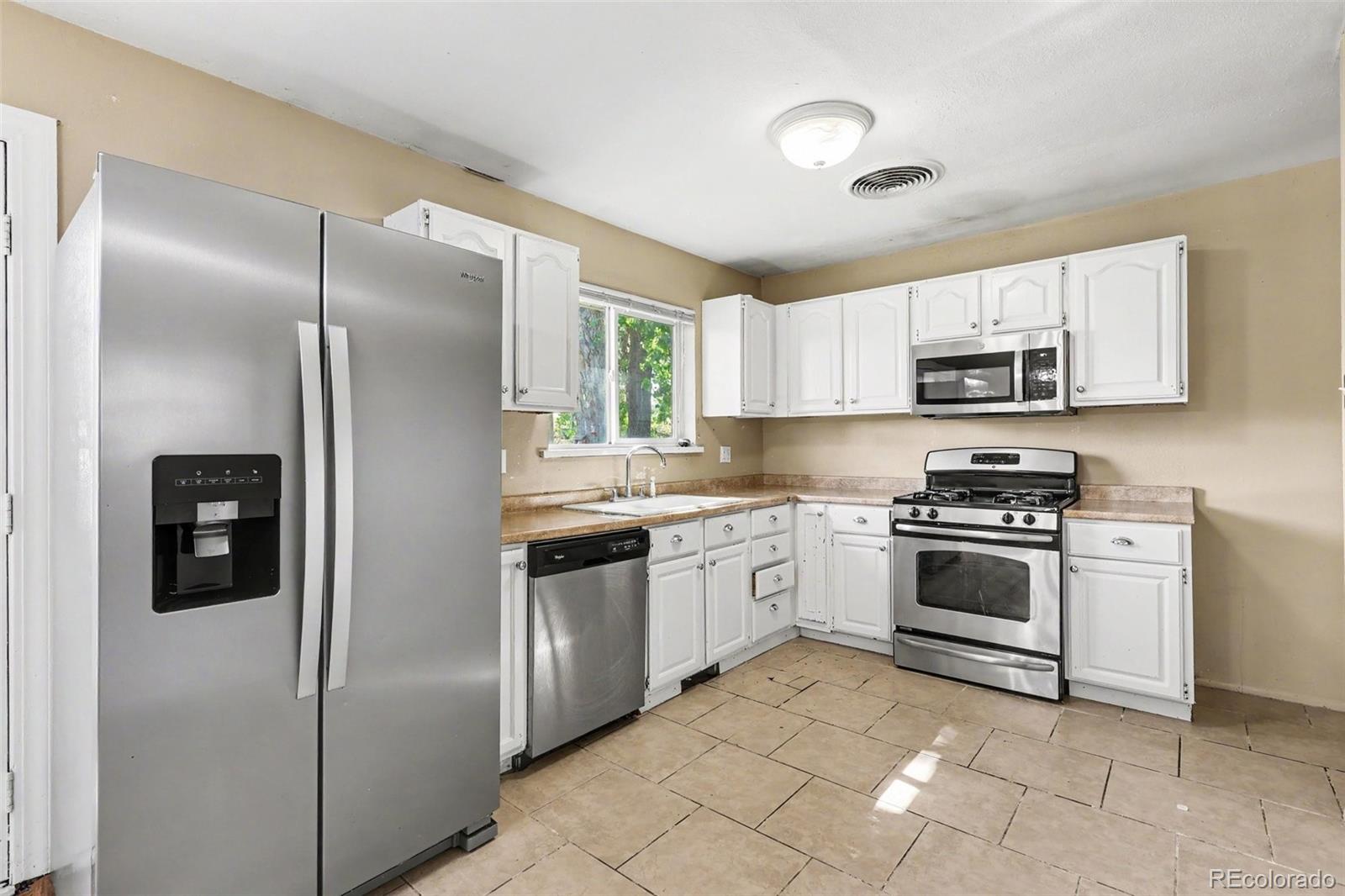958 S Jasmine Street Denver CO 80224