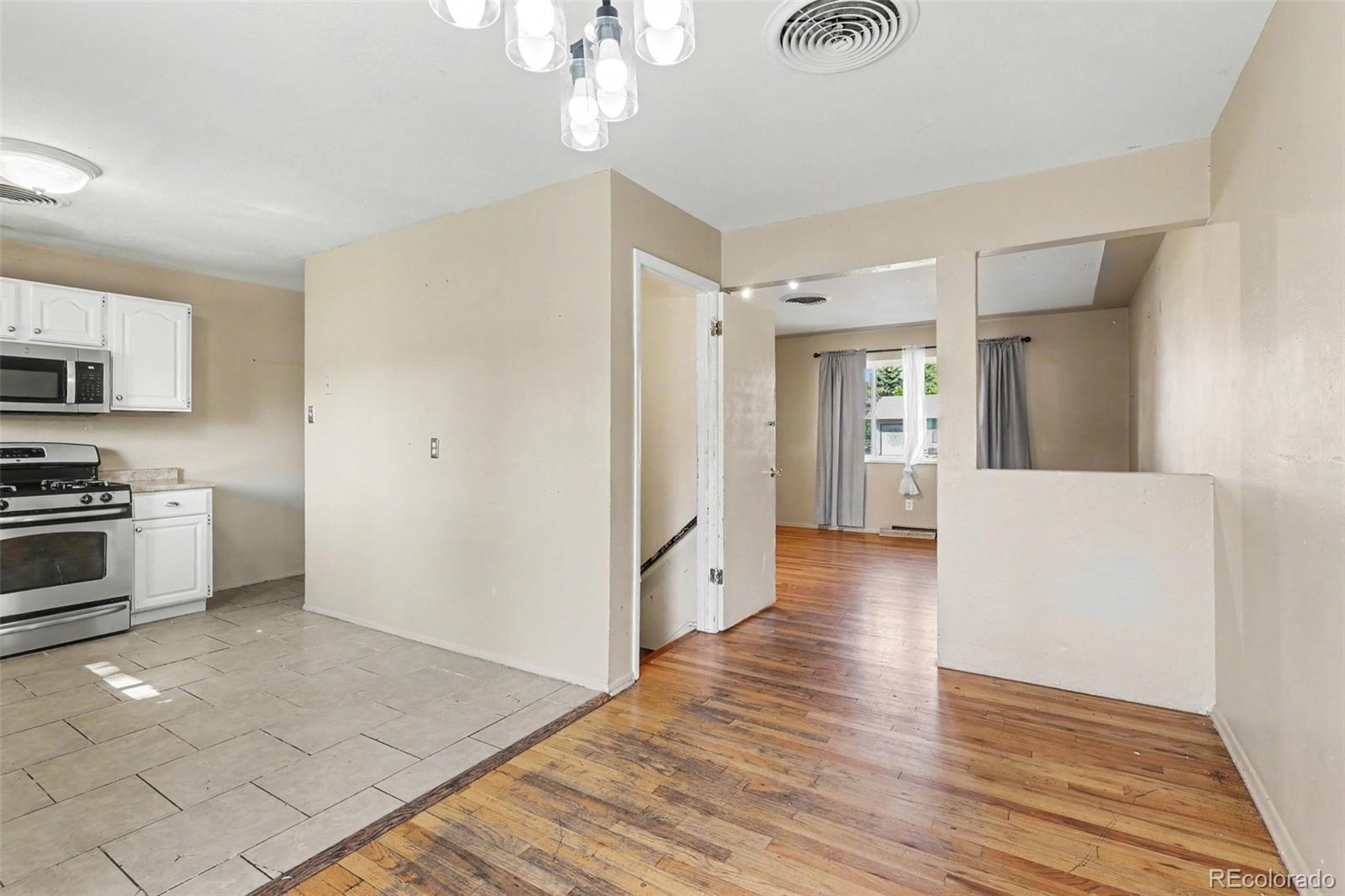 958 S Jasmine Street Denver CO 80224