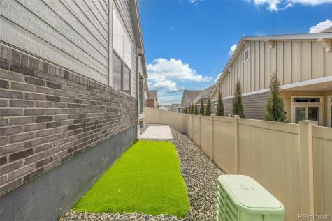 5125 N Quemoy Street Aurora CO 80019