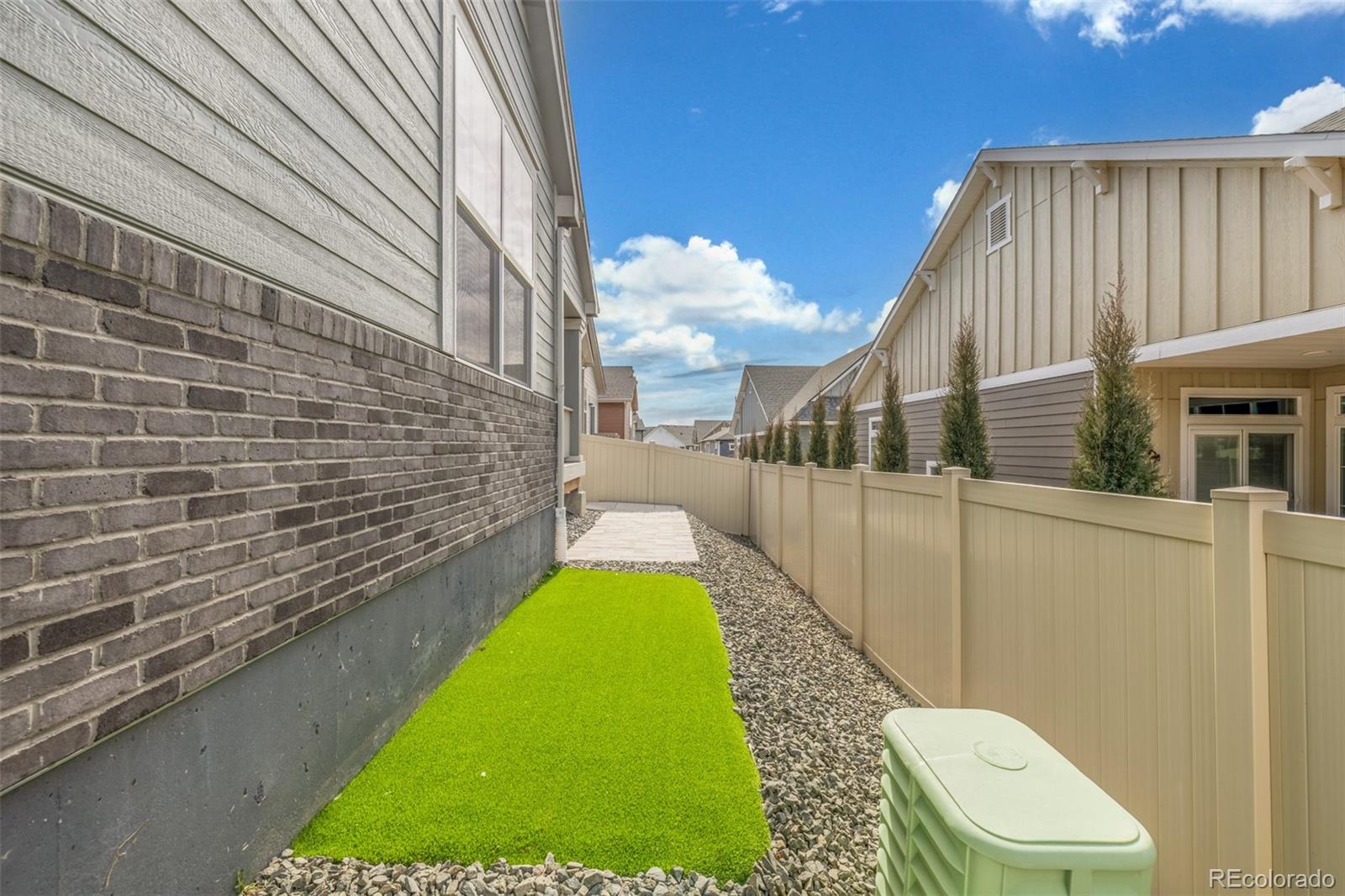 5125 N Quemoy Street Aurora CO 80019