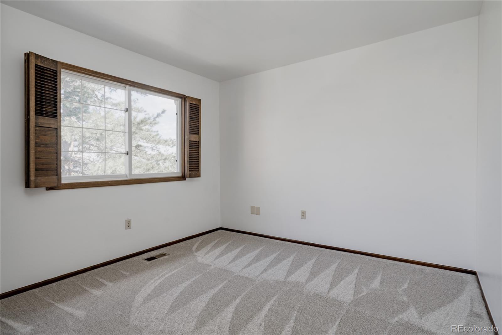 10622 W Dakan Mountain Littleton CO 80127