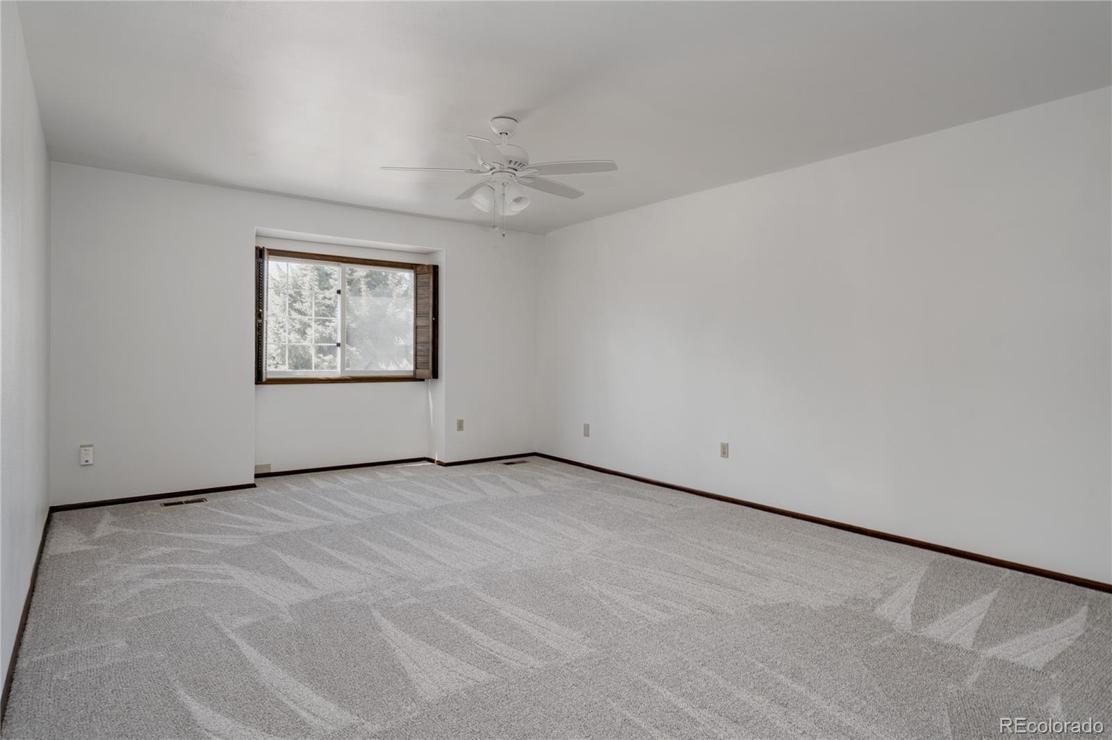 10622 W Dakan Mountain Littleton CO 80127