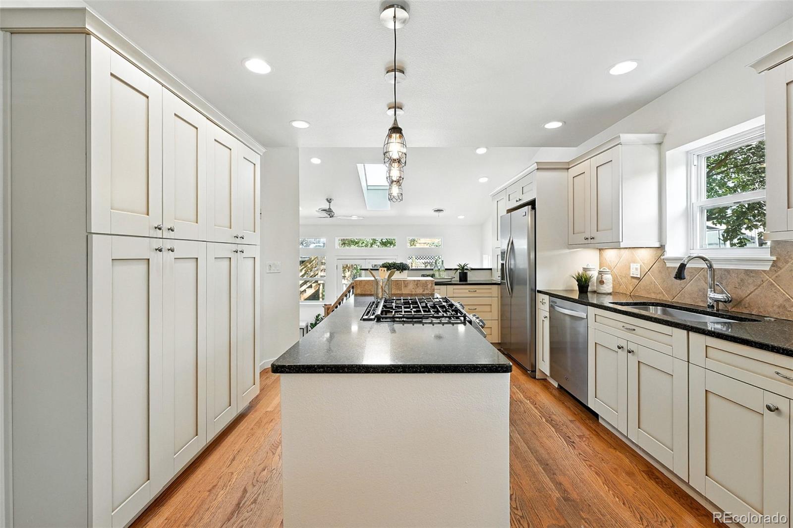 554 S Logan Street Denver CO 80209