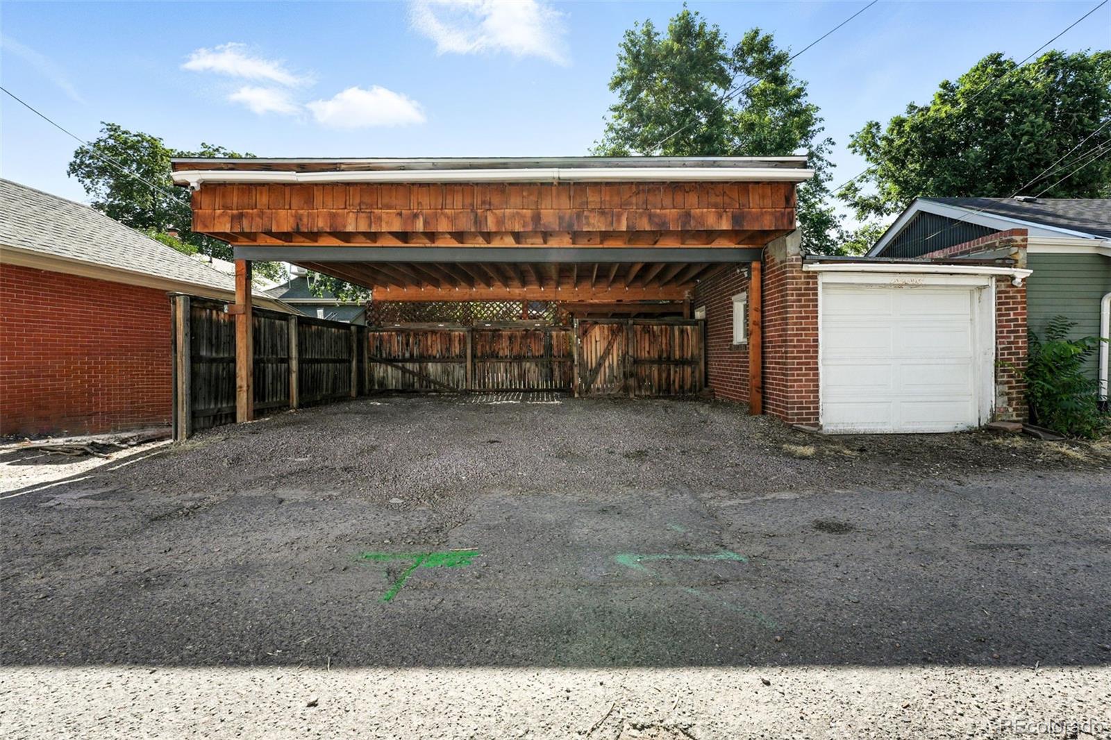 554 S Logan Street Denver CO 80209