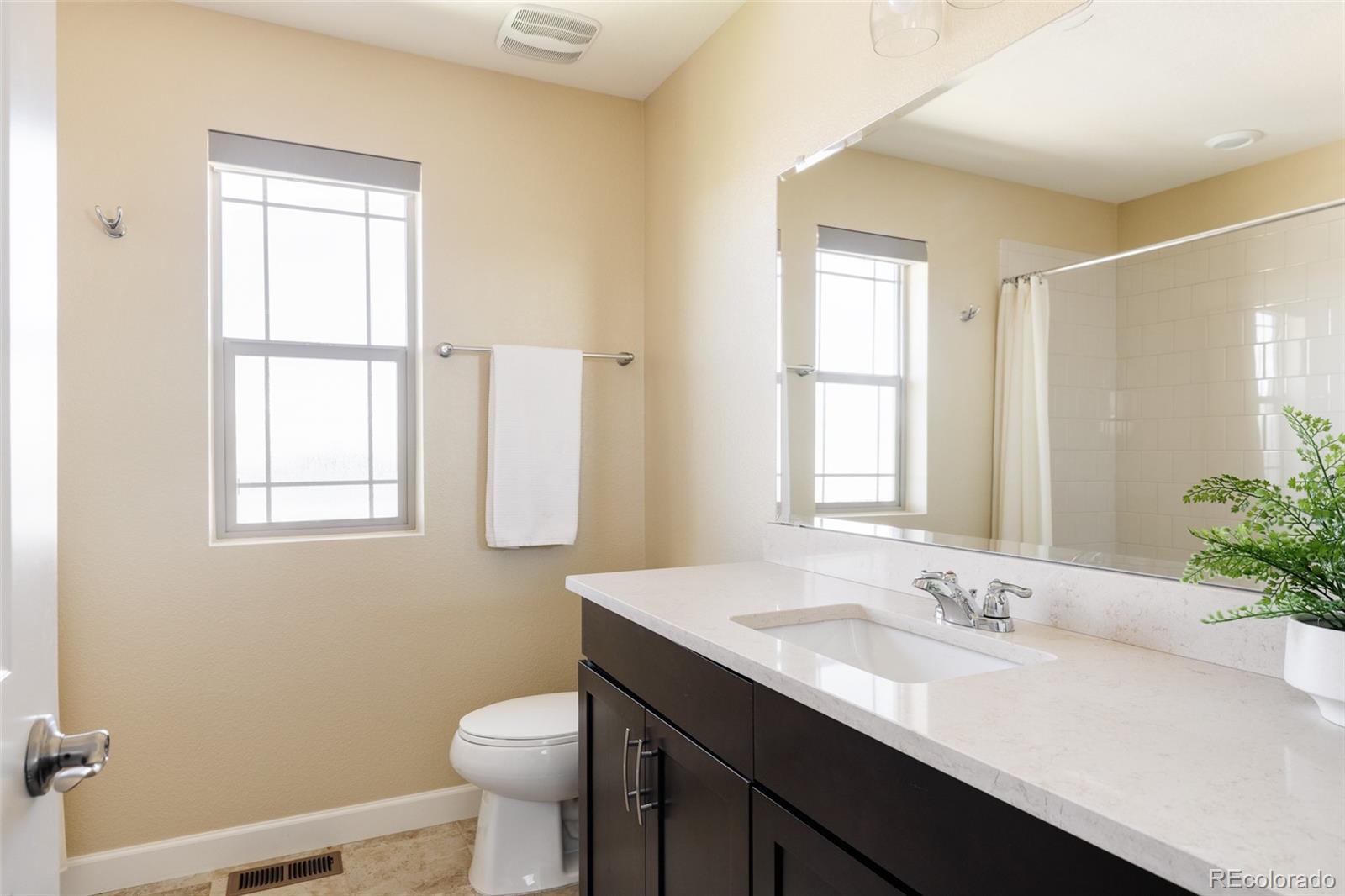5811 Boston Court Denver CO 80238