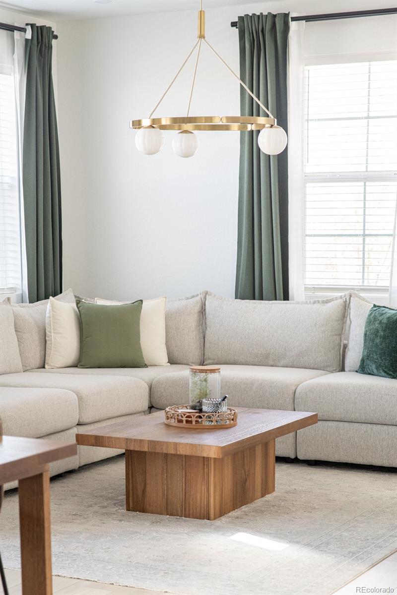 3286 N Coolidge Way Aurora CO 80019