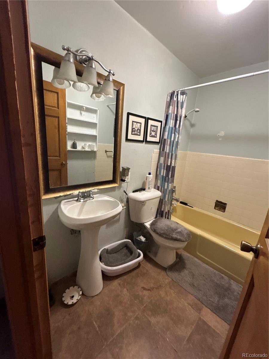 583 Pine Street Monte Vista CO 81144