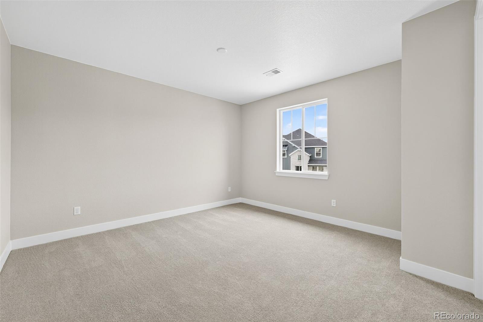 5582 Farrier Point Castle Rock CO 80104