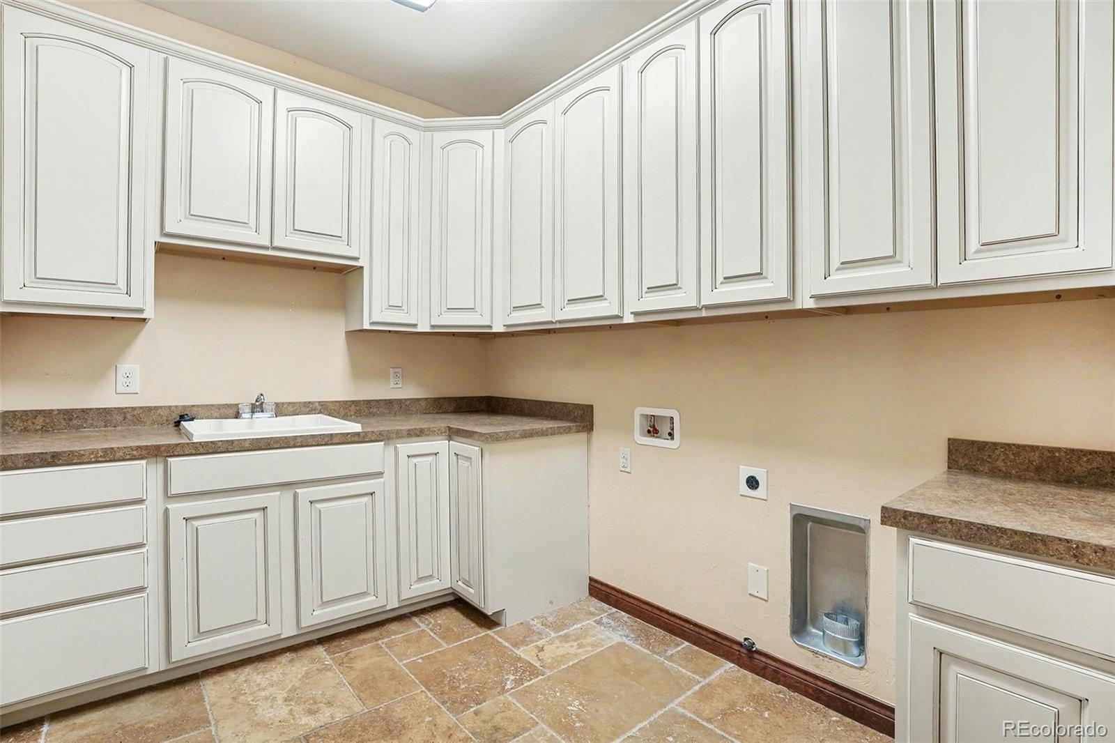 7936 Monarch Road Larkspur CO 80118