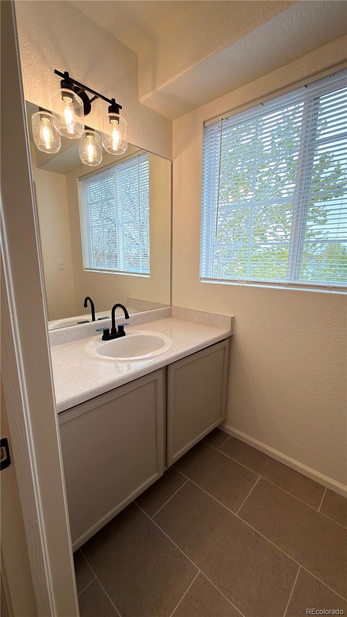19625 E Montview Drive Aurora CO 80011