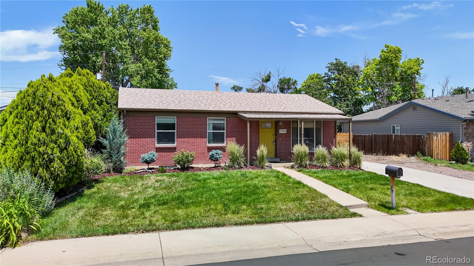 1741 W 55th Place Denver CO 80221