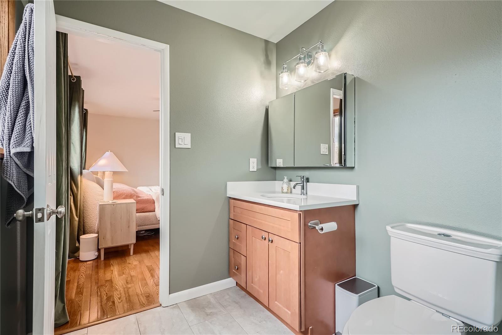 1592 S Xenon Court Lakewood CO 80228