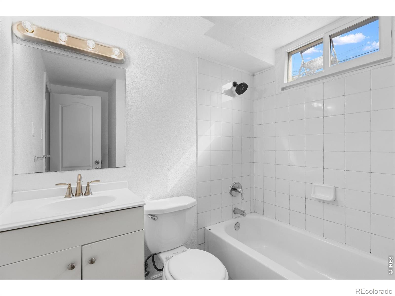 840 S Stuart Street Denver CO 80219