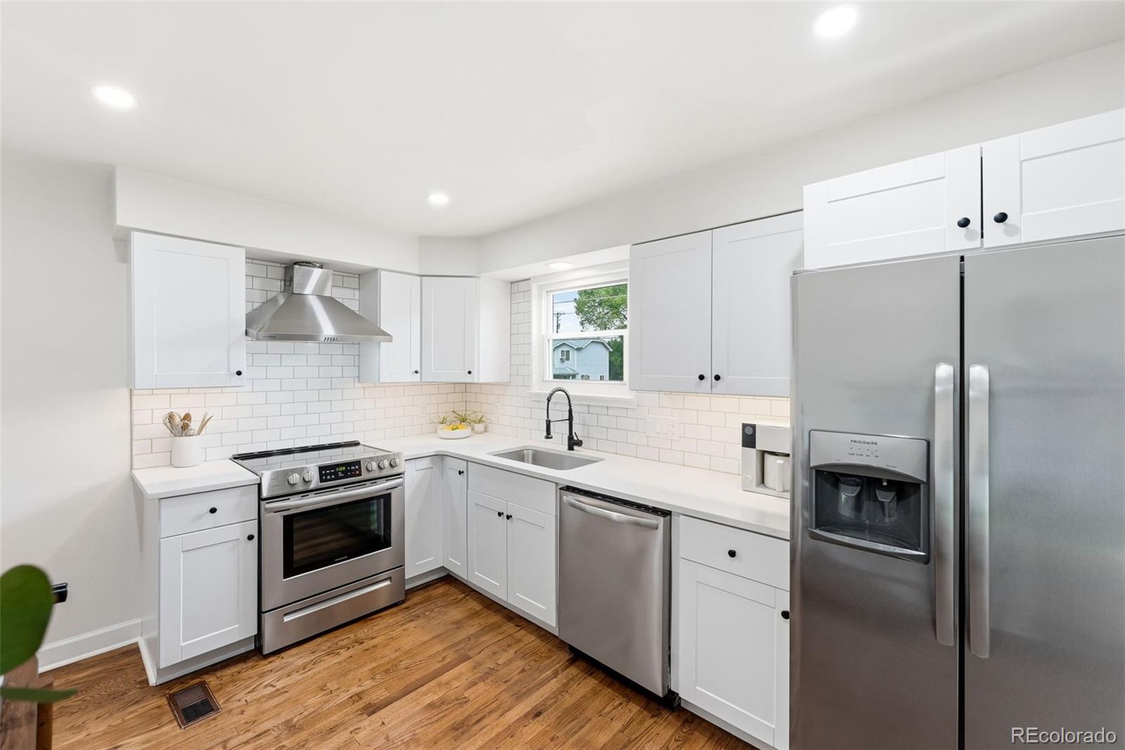 5390 Primrose Lane Denver CO 80221