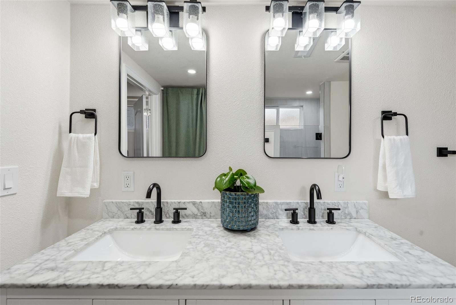 5390 Primrose Lane Denver CO 80221