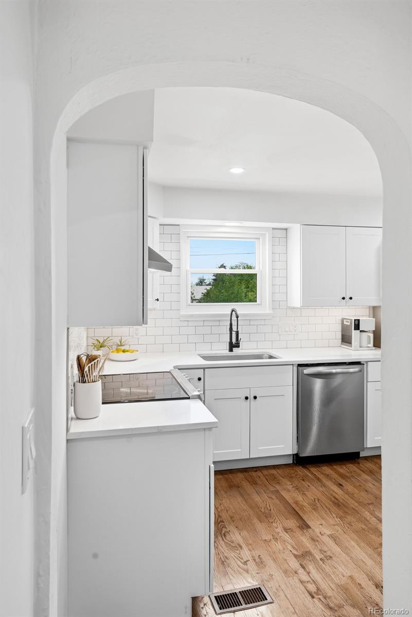 5390 Primrose Lane Denver CO 80221