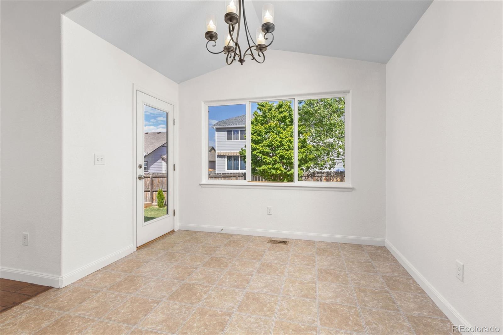 471 Homestead Lane Johnstown CO 80534