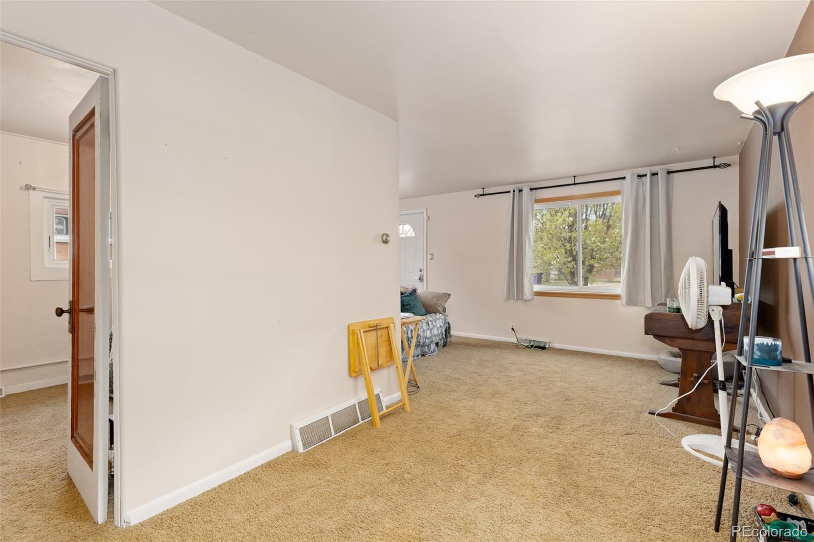 658 S Newton Street Denver CO 80219