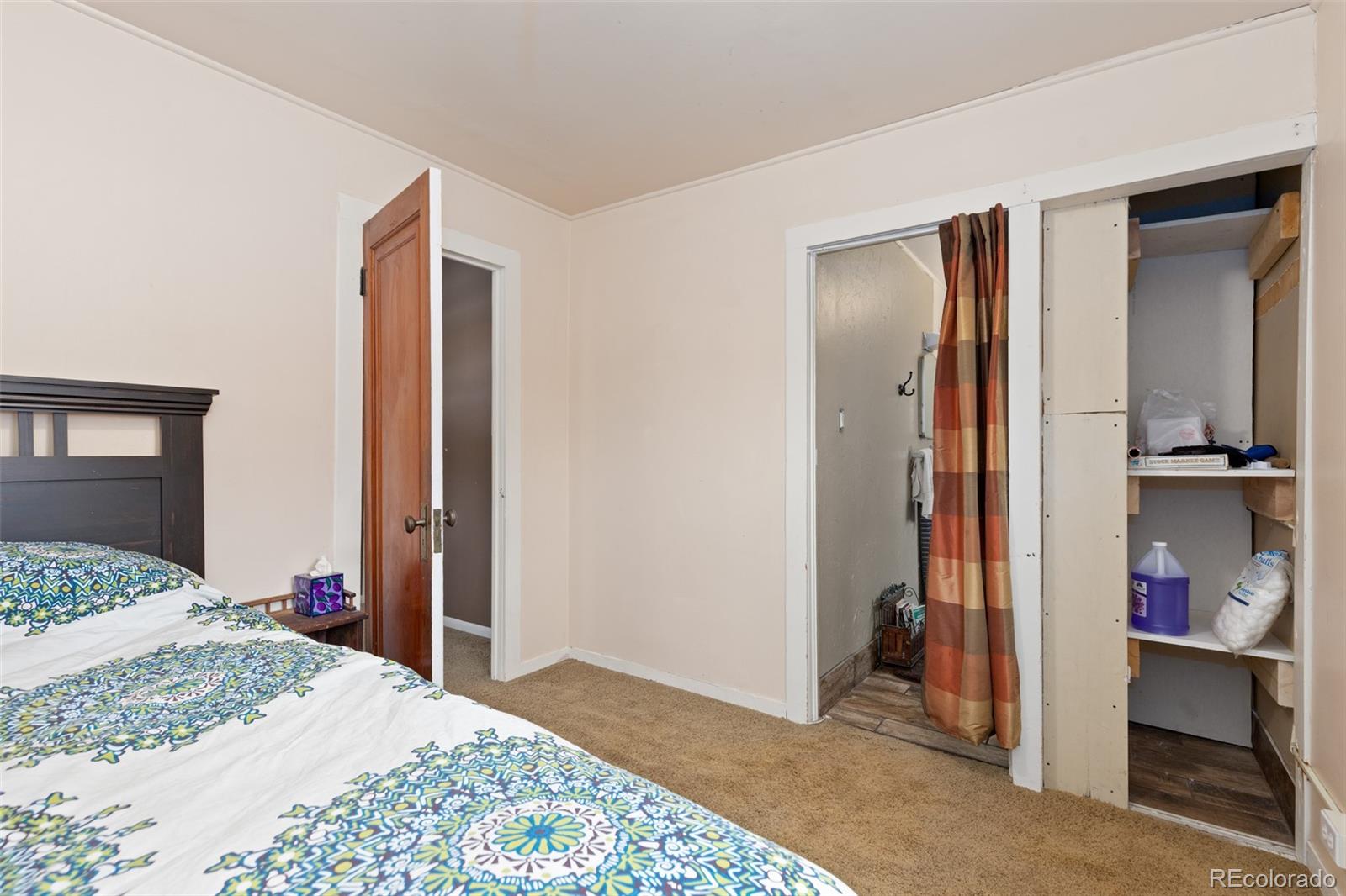 658 S Newton Street Denver CO 80219