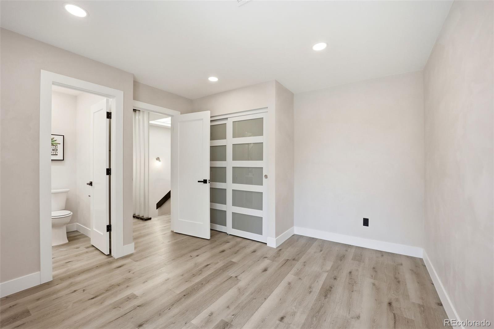 1581 W Briarwood Avenue Littleton CO 80120