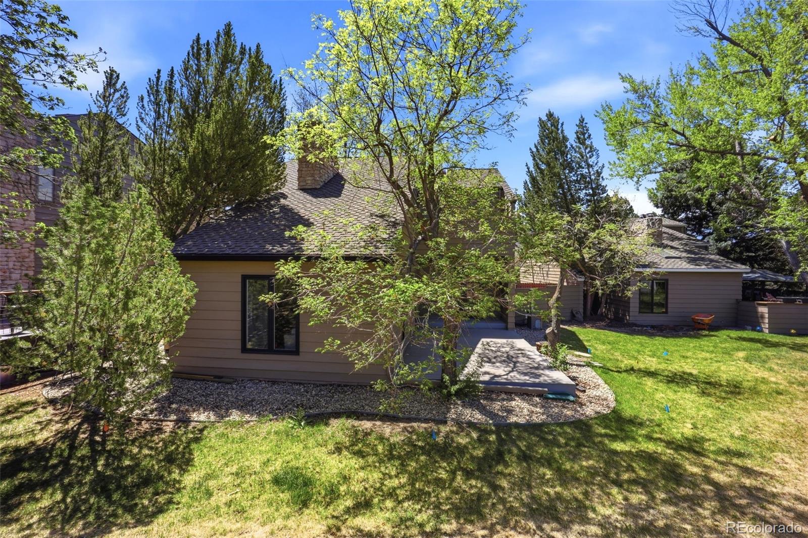 1581 W Briarwood Avenue Littleton CO 80120