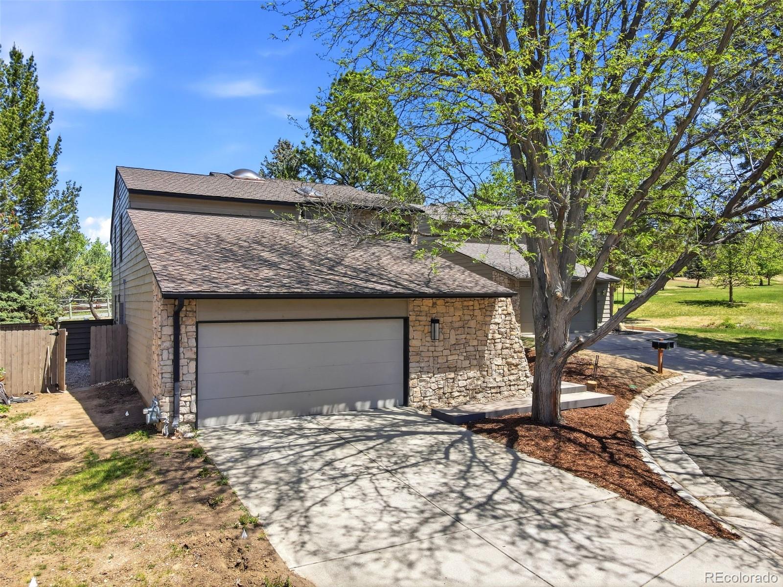 1581 W Briarwood Avenue Littleton CO 80120
