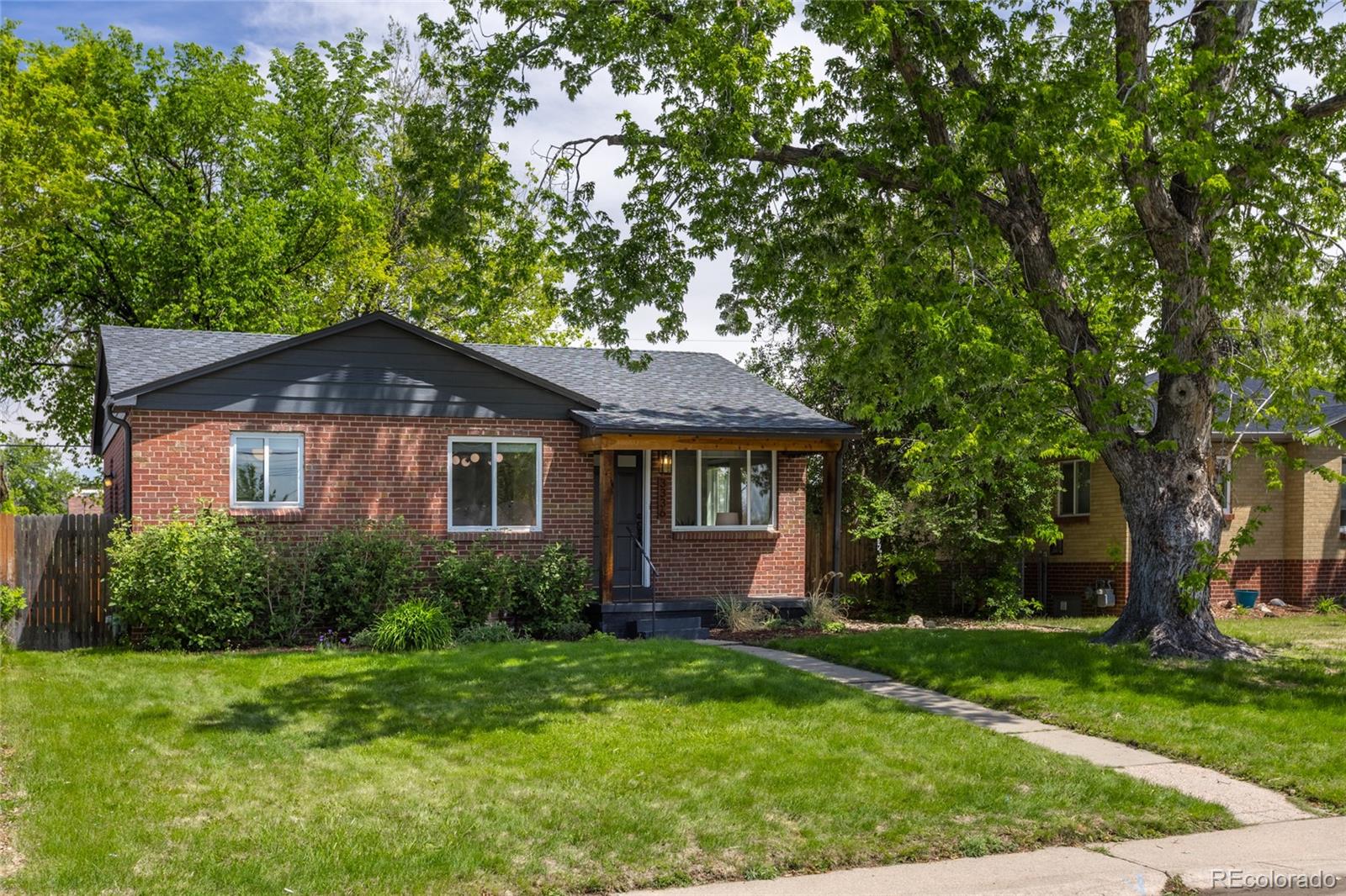 3336 Magnolia Street Denver CO 80207