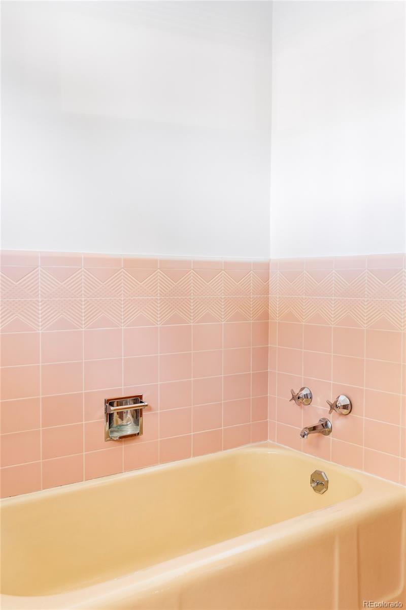 7195 W 23rd Avenue Lakewood CO 80214