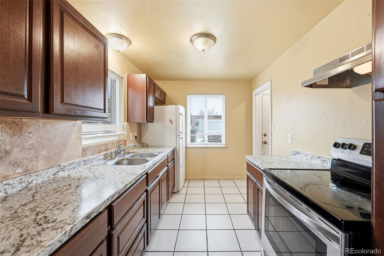 1717 Clinton Street Aurora CO 80010