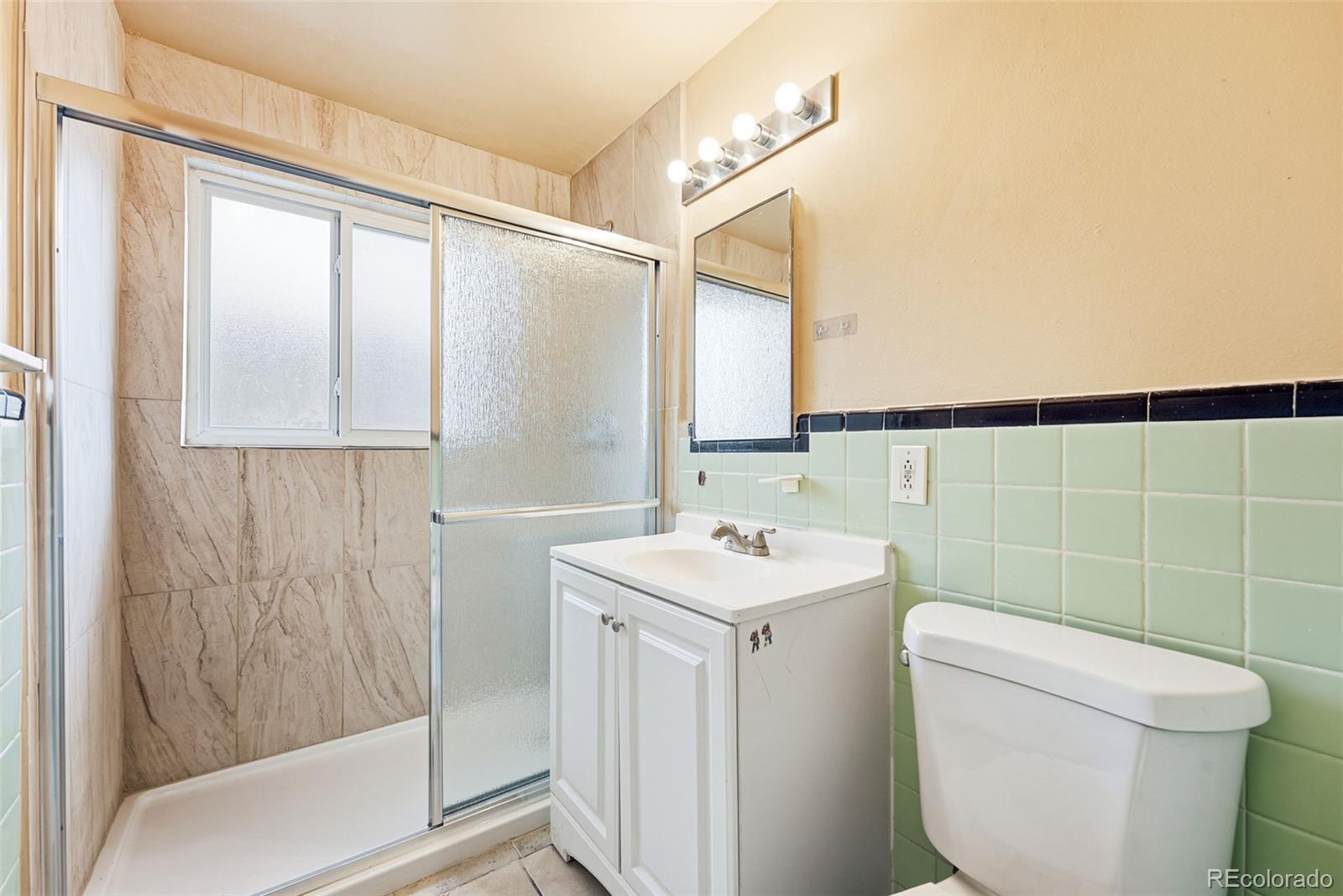 1717 Clinton Street Aurora CO 80010