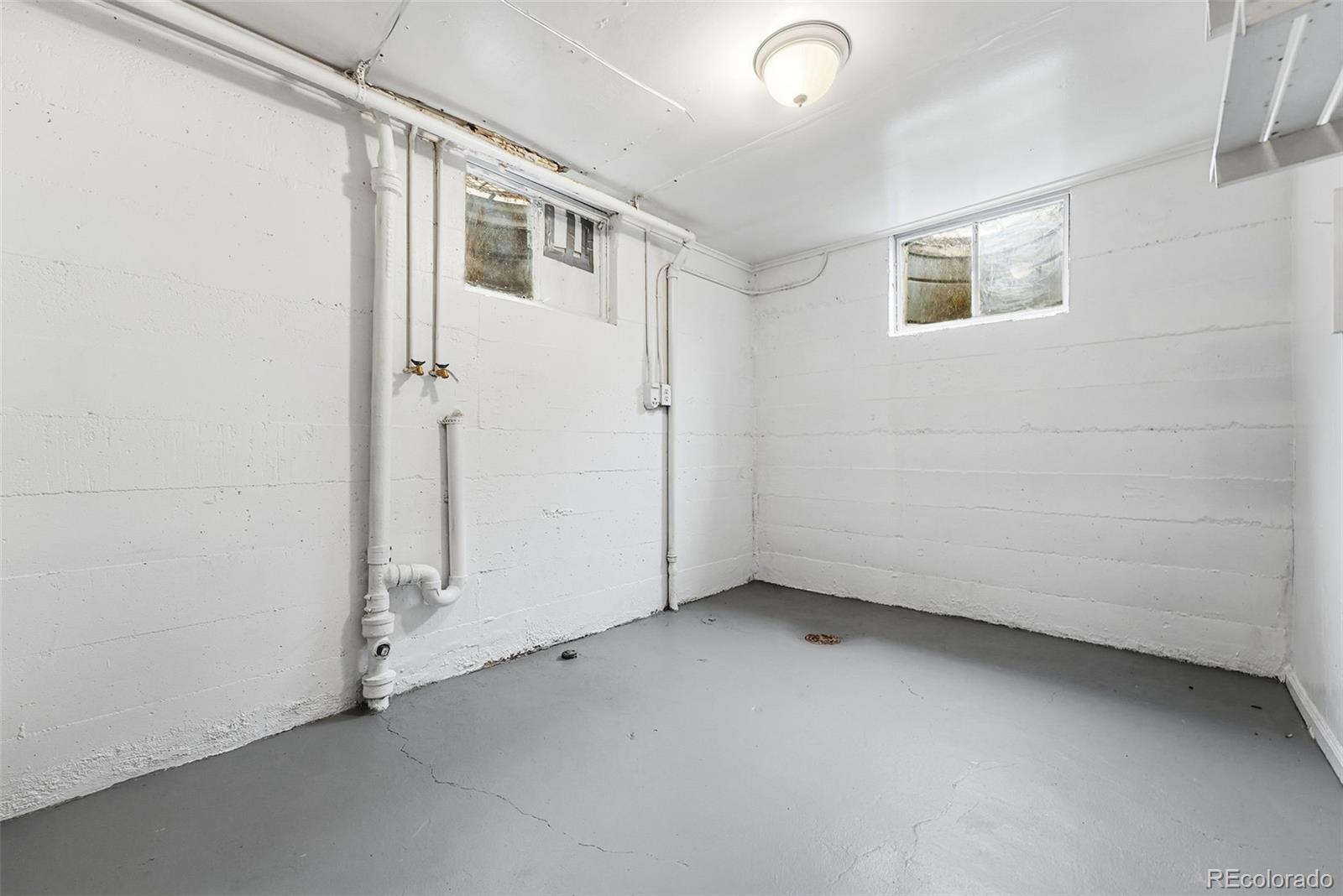 1717 Clinton Street Aurora CO 80010
