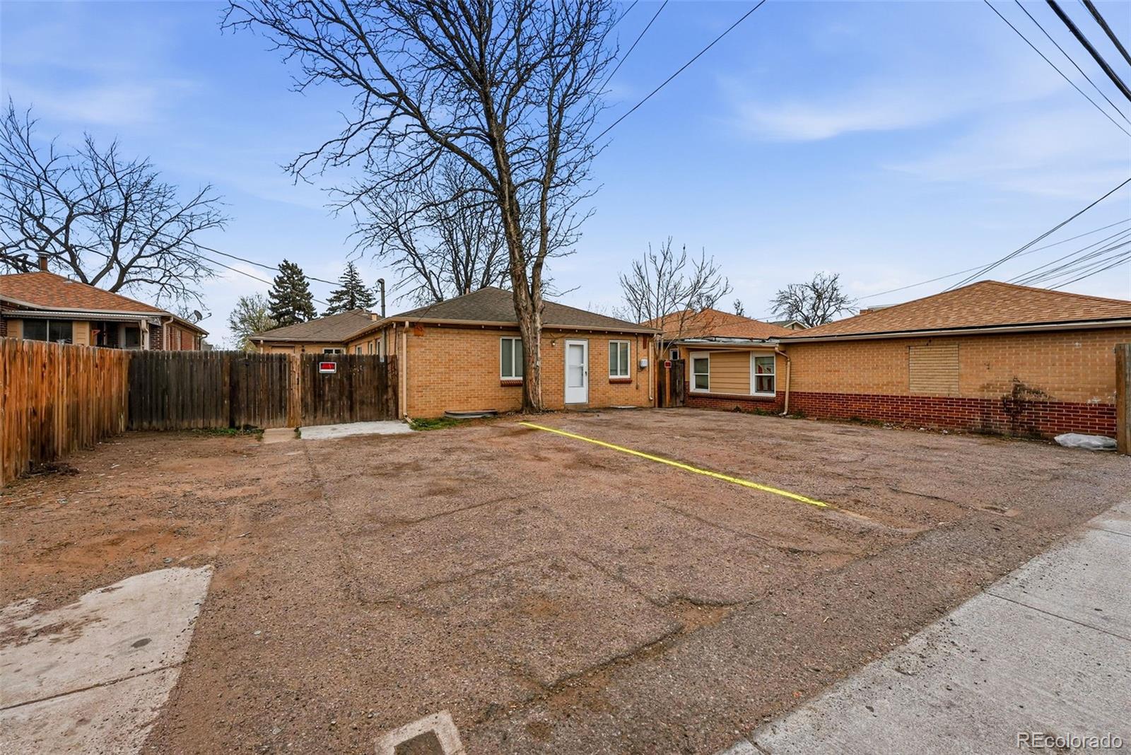 1717 Clinton Street Aurora CO 80010