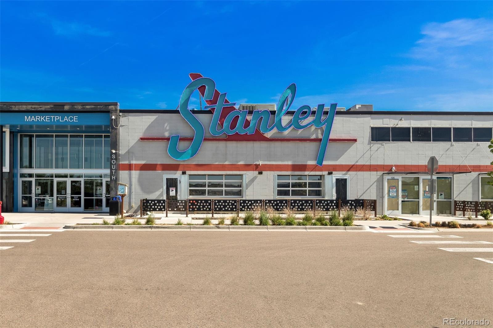 1717 Clinton Street Aurora CO 80010