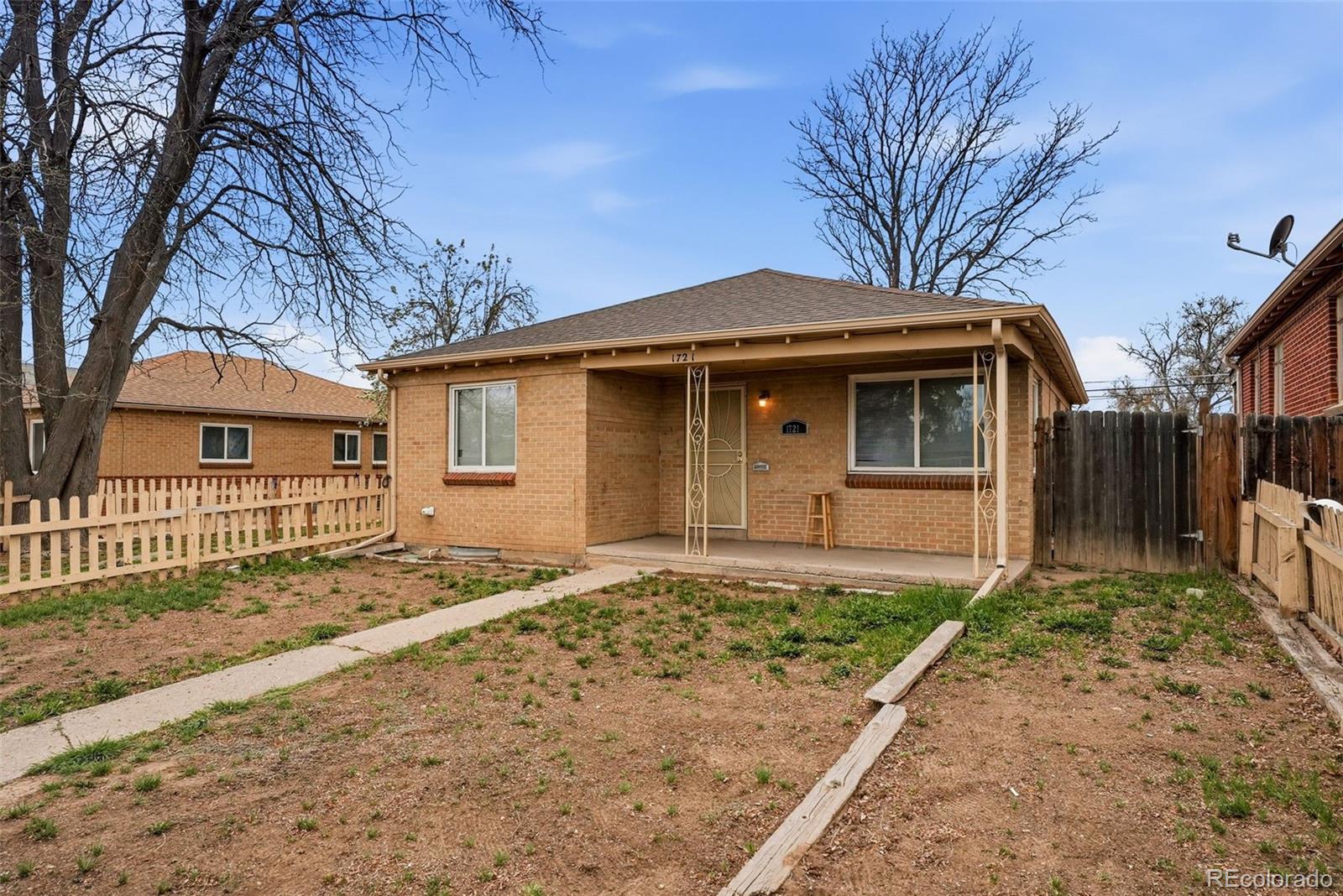 1717 Clinton Street Aurora CO 80010