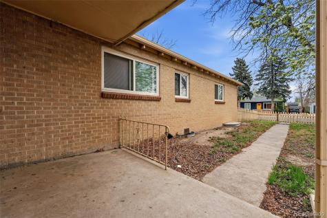 1717 Clinton Street Aurora CO 80010