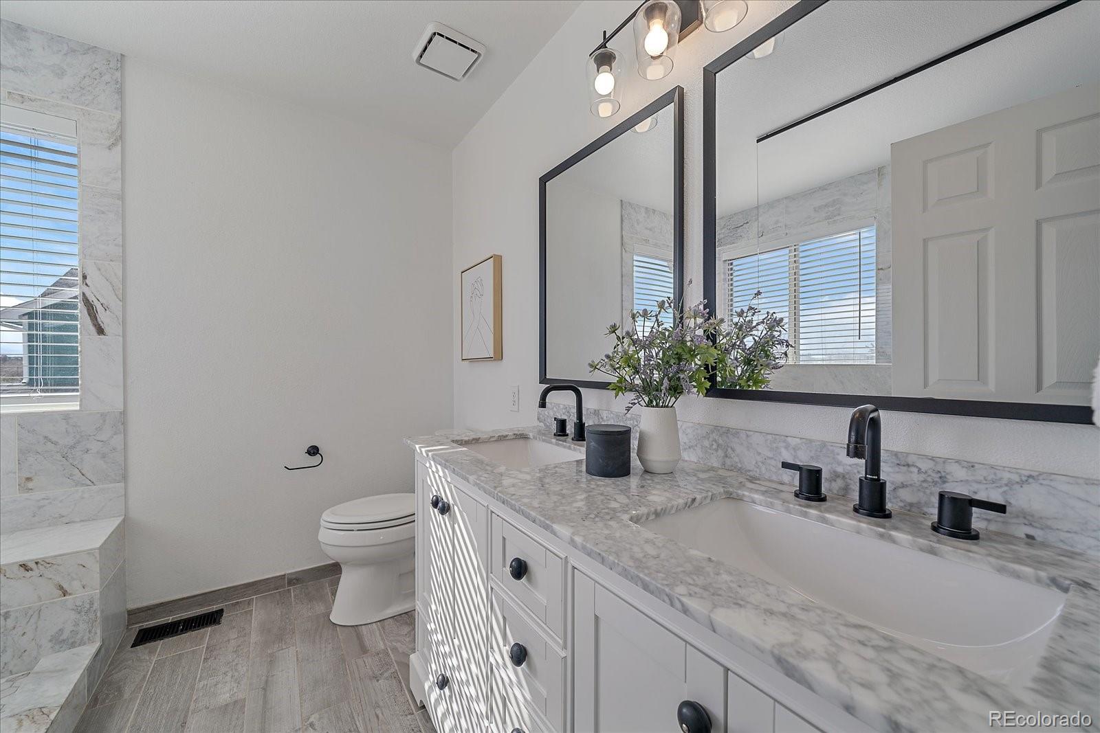 7362 E Villanova Place Denver CO 80231